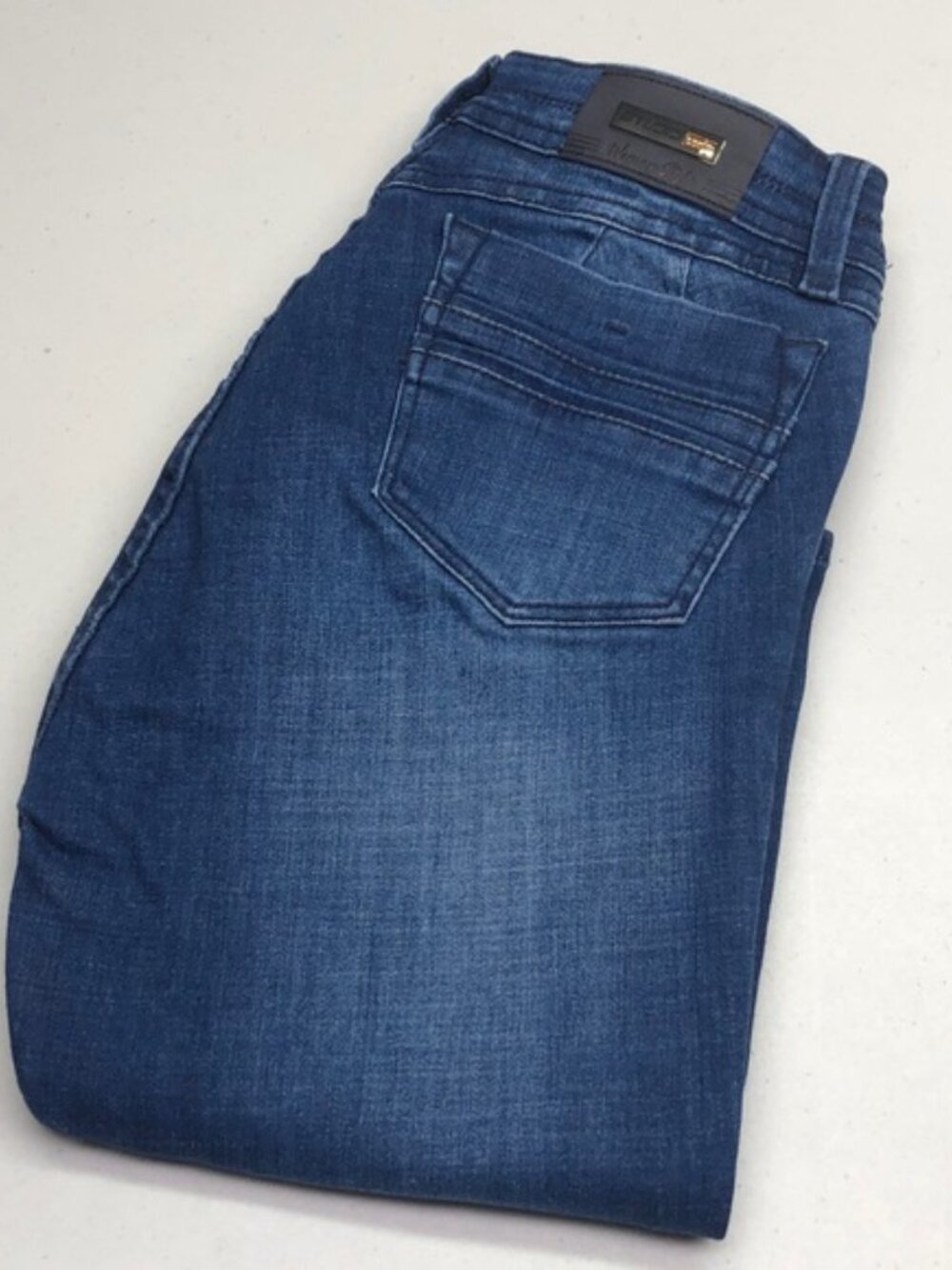 LIKE NEW STUDIO EVOLUTION HIGH-RISE STRAIGHT JEANS 26x30 ⭐️